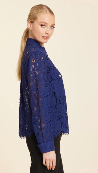 Dolce Cabo Floral Lace Pearl Button Longsleeve Blouse / 2 Colors
