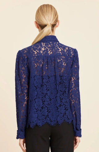 Dolce Cabo Blue Floral Lace Pearl Button Longsleeve Blouse