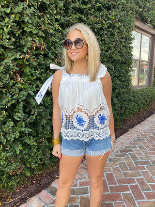 Farm Rio White Daisey Embroidery Blouse