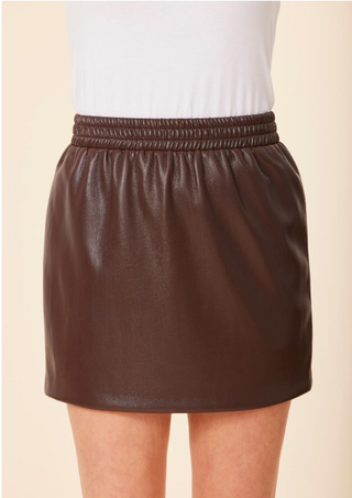 Dolce Cabo  Vegan Leather Elasticized Waist Mini Skirt in Coffee