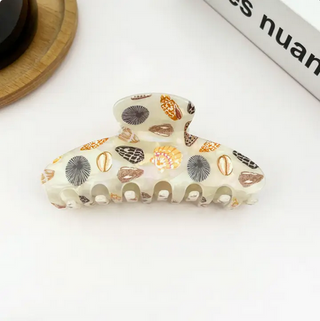 Thedivasoap Seashell Acetate Hair Clip, Elegant Ocean-Inspired Claw - White