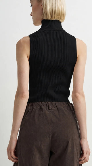 Astrid Wilco Essential / Multiple Colors