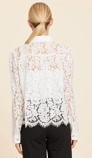 Dolce Cabo Floral Lace Pearl Button Longsleeve Blouse / 2 Colors