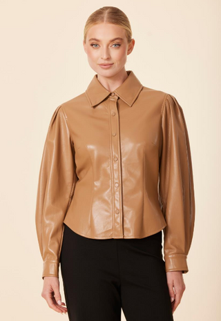 Dolce Cabo Darted Waist Top