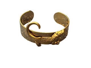 Yochi Alligator Cuff