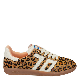 Back 70 Cloud in Leopard Camel White Sneakers