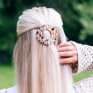Teleties Blonde Tortoise | Small | Flat Circle Hair Clip - Blonde Tortoise