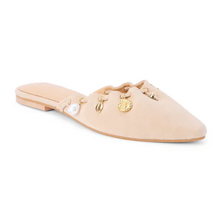 Matisse Monette in Natural