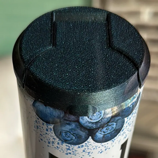 Monkee Collection Sipzey Skinny Can Lid