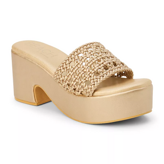 Matisse Cove Sandal In Gold