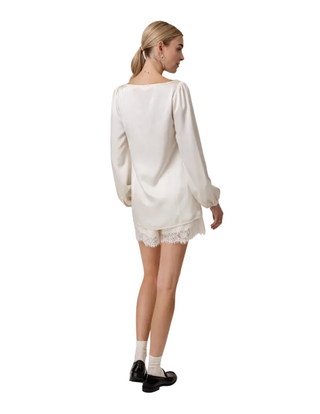 Line and Dot Nicolo Shorts