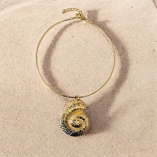 Bijoux Envie Snail Shell Necklace