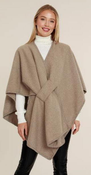 Dolce Cabo Knit Wrap in Taupe